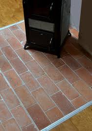 Im gegenteil, der stil wurde über die jahre vielseitiger und passt sich modernen trends an. Bodenplatten Bodenziegel Bodenfliesen Backstein Alte Mauersteine Naturlich Ursprunglich Als Fliese Geschnitten Landhaus Shabby Chic Terracotta Nr