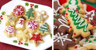 Petits Sables Du Pere Noel Biscuits Tres Gourmands Recette Biscuit De Noel Petits Sables Sables De Noel