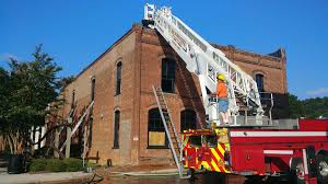 Shops in marion, north carolina. Carolinas Fire Page On Twitter Marion Nc Mcdowell Working Fire Fire In Former Furniture Store 5 Fds With Quick Control Ncfire
