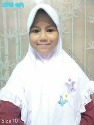 Mereka memang sudah terbiasa menggunakan internet di smartphone untuk mencari informasi gambar untuk dijadikan ide. Koleksi Model Hijab Anak Sd Kelas 6 Busanahit