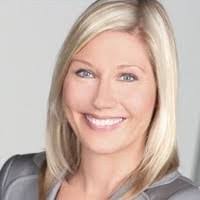 Cassandra Kaufman's Instagram, Twitter & Facebook