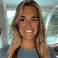 Sophie Devlin's Instagram, Twitter & Facebook