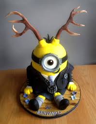 The best way to do this is to look at both the picture and the minion cake to gauge what size and shape the icing should be. Minion By Enticing Icing Cake Design Ayrshire Amazing Cake Ideas