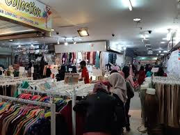 Melansir laman instagram @insanbms, ada sejumlah persyaratan yang bisa kamu penuhi sebelum mendaftar. Pengunjung Simpur Center Membludak