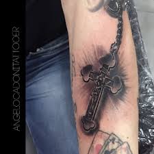 Holy rosary tattoos with cross and beads are worn by folks as instrument to bond with god. Rosario In Tattoos Search In 1 3m Tattoos Now Tattoodo