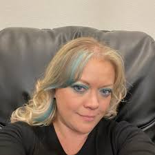 Hi everyone! Please rave me a good salon that have walk-ins