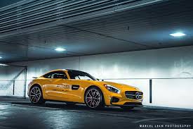 Mercedes Amg Gt In 10k Solarbeam Yellow Metallic Looks Great Carscoops Mercedes Amg Mercedes Amg Gt S Mercedes