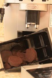 The delonghi esam3300 magnifica super automatic espresso machine delivers a delightful espresso, cappuccino, coffee, latte drinks, and more. Otzyv O Kofemashina Delonghi Ecam22 110 Sb Shikarnaya Kofemashina Izumitelnyj Kofe