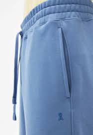 Pantalón corto MAARCEL COMFORT sky high de Armedangels