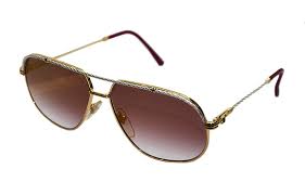 Large Choix De Lunette De Soleil Homme Femme Enfant Bebe
