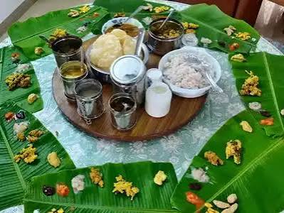 Happy Onam 2023 : ஒணம் சத்யா விருந்தில் பரிமாறப்படும் 26 வகை உணவுகள் என்னென்ன தெரியுமா? தெரிஞ்சிக்கங்க…