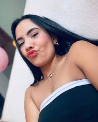 Alejandra Araque (@alejandraraq_05) • Instagram photos and videos