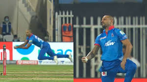 Последние твиты от shikhar dhawan (@sdhawan25). Dhawan Catch Video Watch Shikhar Dhawan S Flying Catch To Dismiss Jos Buttler In Rr Vs Dc Ipl 2020 Clash Cricket News