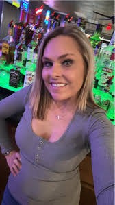 Sunday Funday!!! Y'all come on! I still have squares for tomorrow nights  game available.