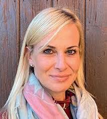 Alan Hutcheon's Instagram, Twitter & Facebook