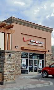 We Created The Signage For This Verizon Wireless Location Visit Verizonwireless Com To Find The Store Nearest You Www Visiblegrap Outdoor Decor Signage Decor