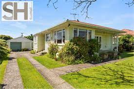 New Listing 82 Vardon Road St Andrews First Home Buyer Real Estate Sales Real Estate