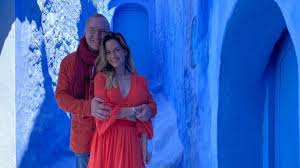 Pero ahora la celebración se hizo más grande cuando se realizó su segunda boda en un castillo de cuentos de hadas. Ufd5327nyctmjm