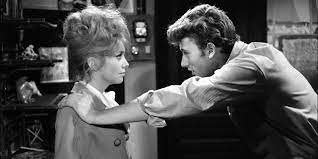«lady lucille, fais tomber sur moi la lumière…» chantait johnny. Quand Catherine Deneuve Et Johnny Hallyday Flirtaient Marie Claire
