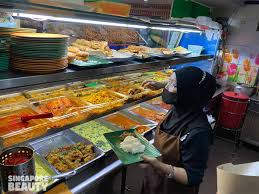 Warong nasi pariaman is at the intersection of kandahar street and north bridge road, steps from sultan mosque (on the right of this photo). Nur Ilham June Family Nasi Padang Serves Delicious Halal Nasi Padang With Over 30 Dishes Singaporebeauty