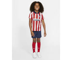 Fue de los últimos en llegar y tratamos de hacerle descansar tras anotar el gol. Nike Atletico Madrid Mini Kit 2021 Desde 35 27 Compara Precios En Idealo