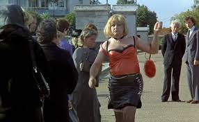 Taken vs inspecteur la bavure (coluche) wtm. Coluche Inspecteur La Bavure Actors Musician Leather Skirt