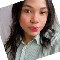 Elizabeth Almonte's Instagram, Twitter & Facebook