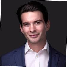 Tom Volpe's Instagram, Twitter & Facebook