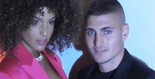 La nuova coppia è stata paparazzata nel paddock del gran premio di montecarlo e a ibiza, dove il giocatore e l'indossatrice hanno passato insieme qualche giorno di vacanza. Marco Verratti Prima Uscita Con Jessica Aidi Guarda Il Video Video