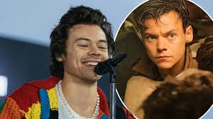No sé cómo 'titularlo' pero estas fotos me vuelven loca. Inside Harry Styles Role In Dunkirk That Kickstarted His Acting Career Capital