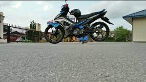 Belanja biru hitam gaun fesyen wanita terjangkau di floryday. Hani Akmal Ar Twitter Assalamualaikum Warga Twitter Mintak Tolong Viral Kan Motor Arwah Abang Saya Hilang Dekat Area Kl Plat Vt 8069 Lc 135 Set Biru Last Condition Throttle Standard Rim Engkei