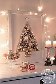 Schon wochen vor weihnachten beginnt die aufregende adventstimmung, wenn die städte zu leuchten beginnen. Diy Weihnachtsdeko Weihnachtsbaum Aus Weihnachtskugeln Weihnachtsdeko Weihnachtsbaum Schone Weihnachtsdekoration Weihnachtskugeln