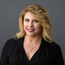 Lisa Dulski's Instagram, Twitter & Facebook