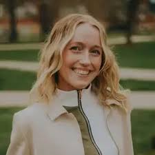 Ashley Coon's Instagram, Twitter & Facebook