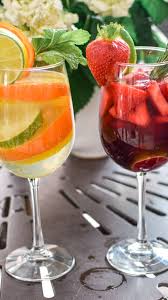 How To Make Bud Light Seltzer Sangrias In 2020 Bud Light Sangria Viewing Party