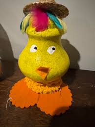 Does a rabbit need hands?