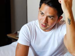 How to Get Dennis Trillo's Attention