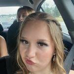 Marci Bruce's Instagram, Twitter & Facebook