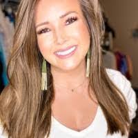 Stacey Groce's Instagram, Twitter & Facebook