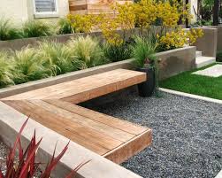 mooie bank in de border achtertuinlandschappen tuin tuin ideeen