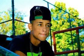 He is cute and lovely. 7th Grade Mixed Cute Boys With Curly Hair 13 Novocom Top