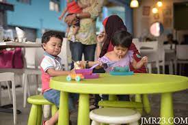 Are you sick of pasta breaking up and flying all around your kitchen? Pasta Express Putra Perdana Pilihan Western Food Mampu Makan Jmr23