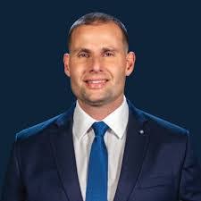 Jennifer Tabone's Instagram, Twitter & Facebook