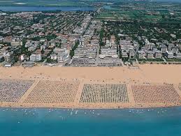 Die agentur sabina in bibione bietet auch wohnungen direkt am meer und villen im grün zum verkauf. Wohnungen In Bibione Vermietung Und Verkauf Von Hausern Und Wohnungen In Bibione Eurocompass Bibione