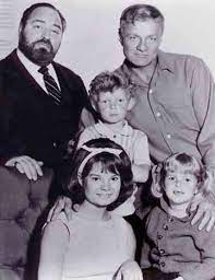 Lieber Onkel Bill Family Affair Tv Show Family Affair Hollywood Legends