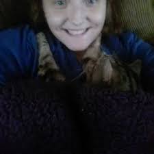 Cassandra Devine's Instagram, Twitter & Facebook