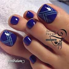 Toe nails also need a careful attention. 39 Stunning Toe Nail Designs Ideas For Winter Addicfashion