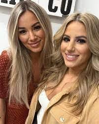 Rowena Sloan's Instagram, Twitter & Facebook