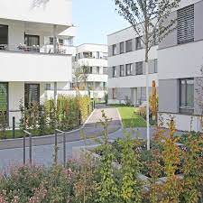 73037 göppingen / ursenwang terrasse, kelleranteil, zentralheizung 245.000 € kaufpreis. Referenzen Wohnbau Goppingen
