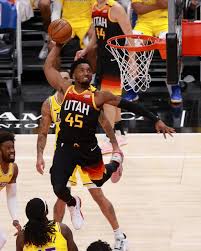 Donovan mitchell 'incensed' that jazz training staff sat him in game 1. Utah Jazz Thrash La Lakers To Improve League Leading Record Daily Sabah